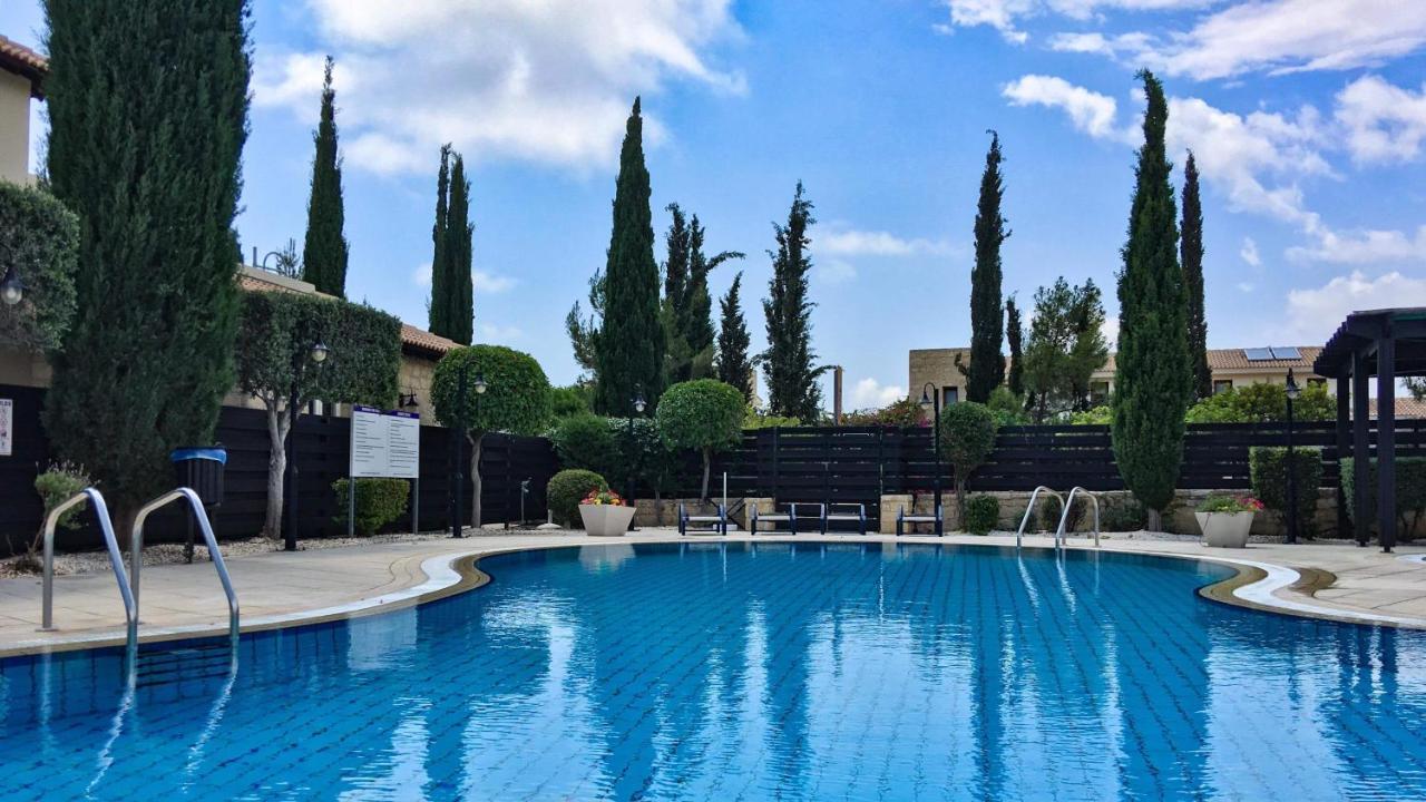 Aphrodite Hills Adonis Apartment 코우클리아 외부 사진