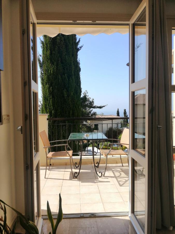Aphrodite Hills Adonis Apartment 코우클리아 외부 사진
